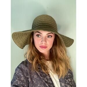 Gap Sun Hat Wide Brim Straw Paper Sun Protection ~ Size M/L ~ Pool Ready!